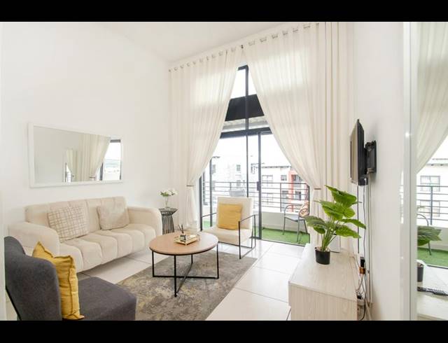 1 BEDROOM APARTMENT FOR SALE IN FOURWAYS